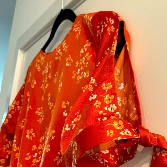 BB Dakota Overlap floral Burnt Orange Dress NWT - Picture 5 of 5